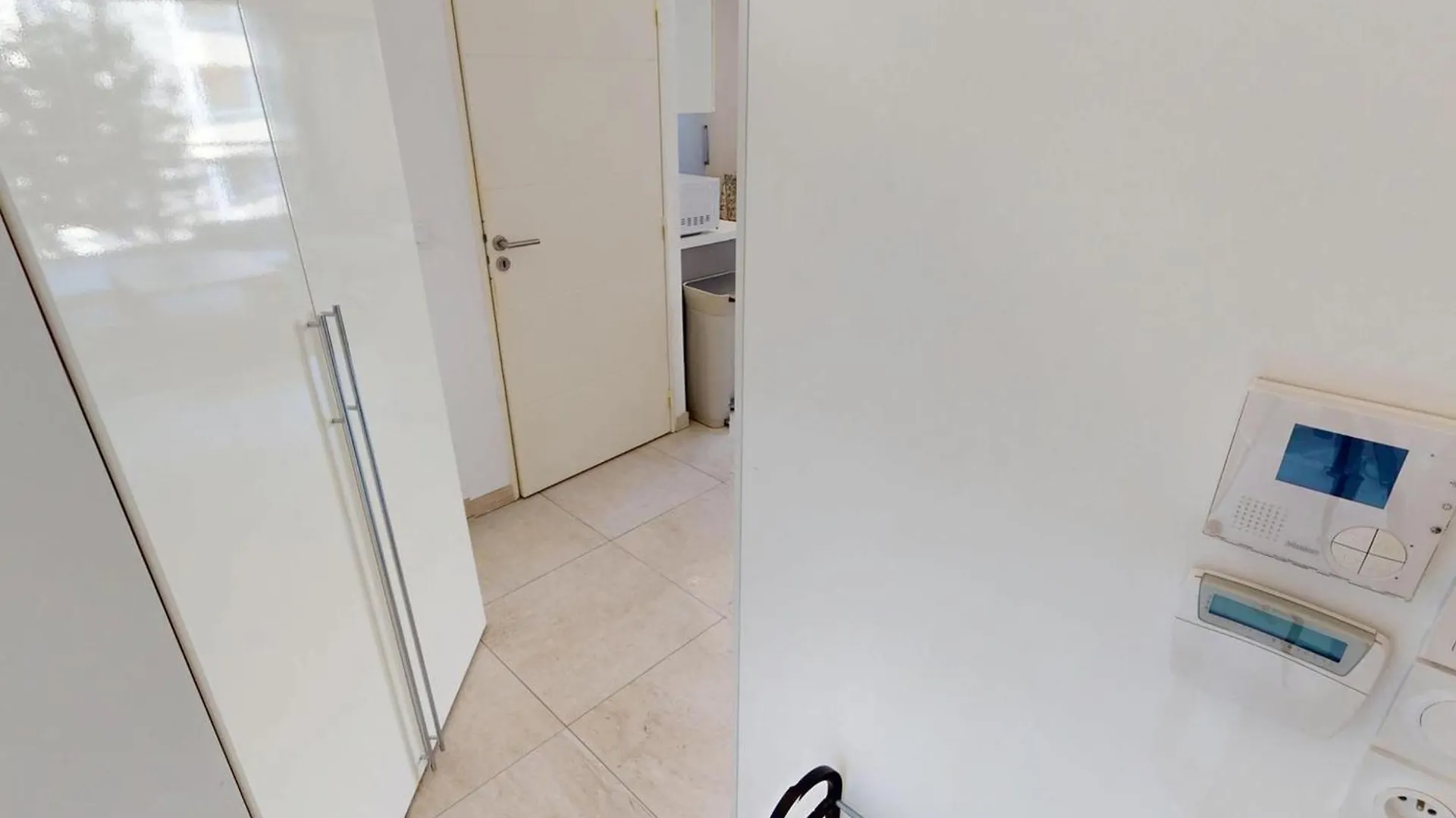 T2 Climatise Avec Balcon, Garage Et Wifi - Proche Mer Et Gare - Fr-1-196-371 Roquebrune-Cap-Martin Frankreich